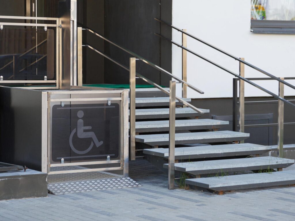 Loler testing of wheelchair lift